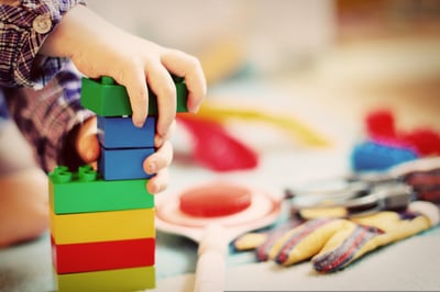 Construire une cabane pour enfants : guide DIY étape par étape